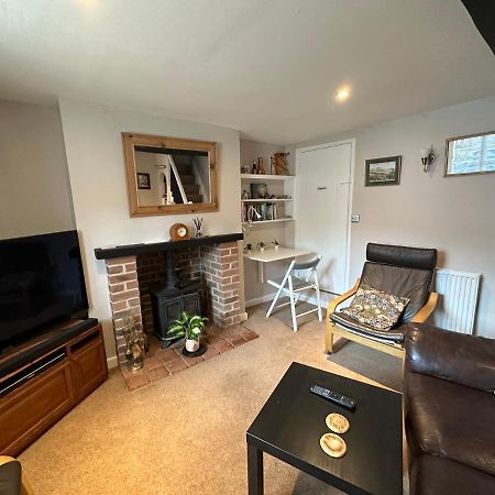 Cottage En-Suite Room With Private Lounge Bridport Exterior photo