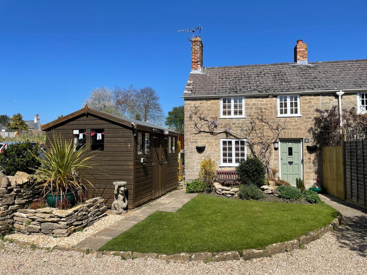 Cottage En-Suite Room With Private Lounge Bridport Exterior photo