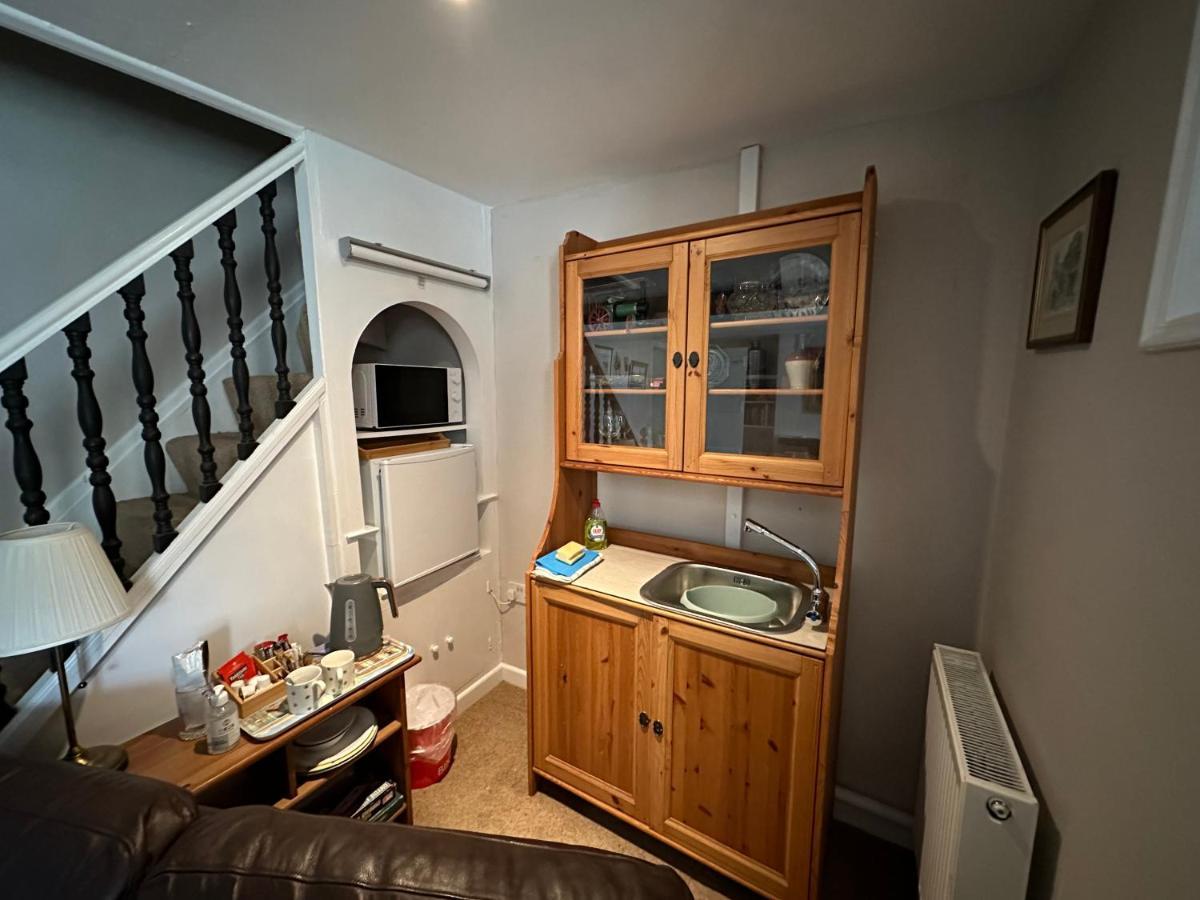 Cottage En-Suite Room With Private Lounge Bridport Exterior photo